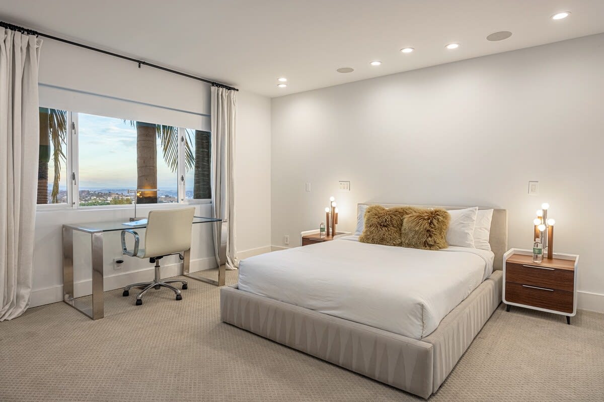 Crest Estate by Stay Awhile Villas