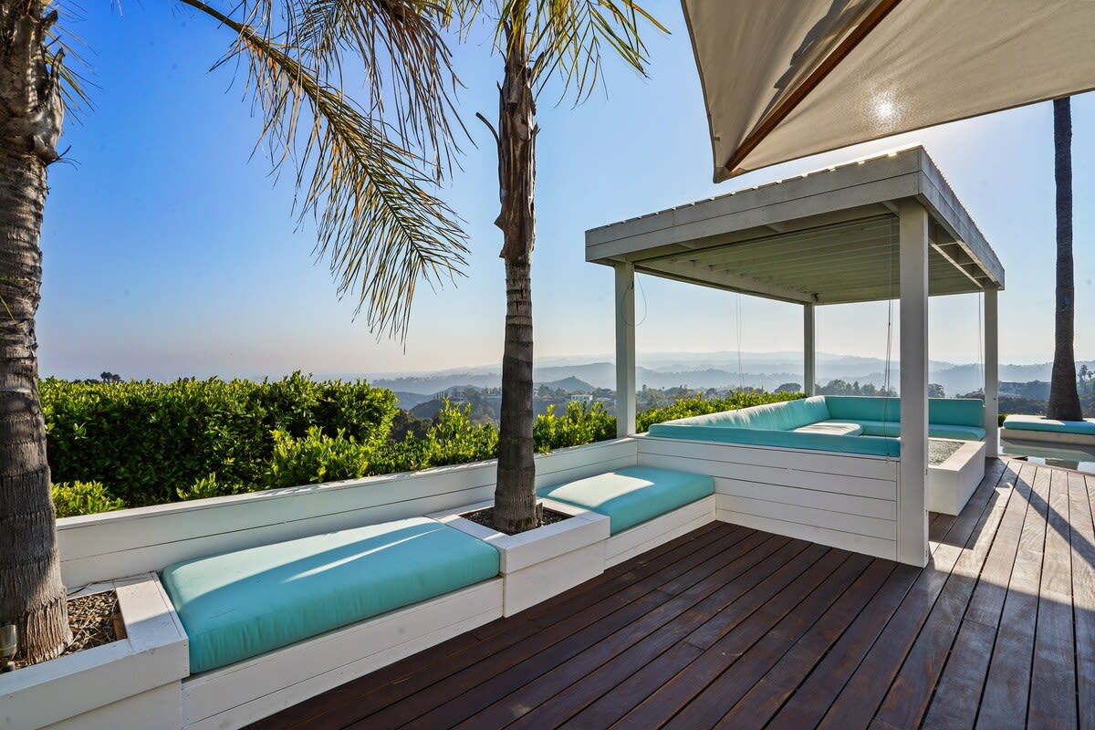 A view that captivates! The cabana seating offers an incredible perspective of the surrounding beauty.