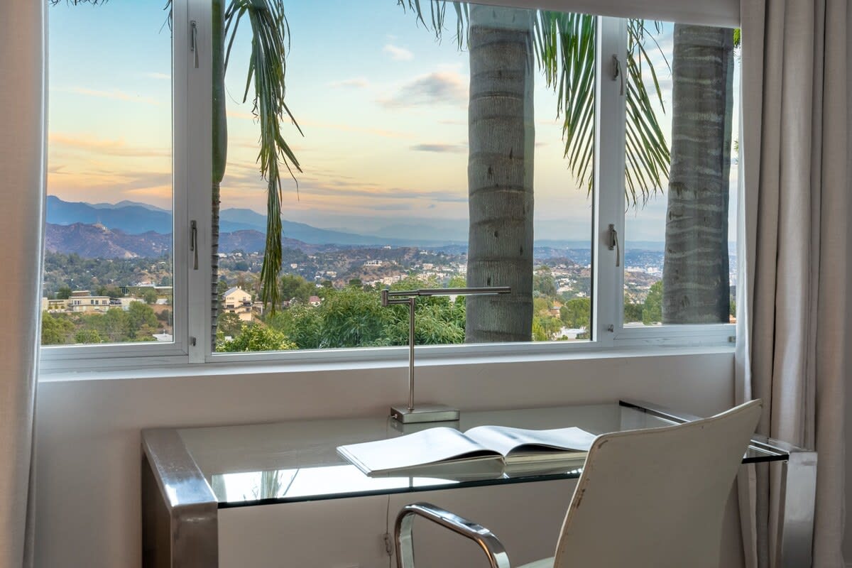 Crest Estate by Stay Awhile Villas