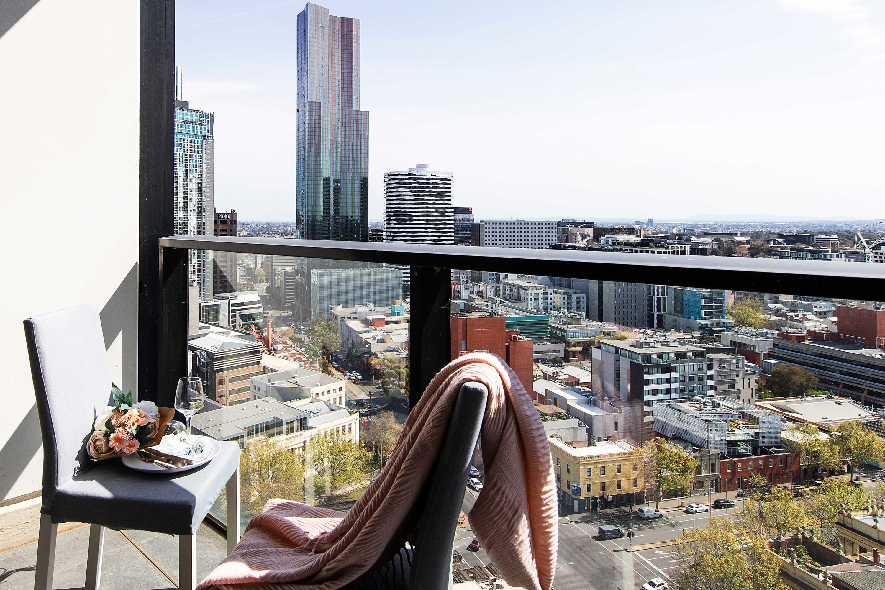 A 2BR Apt Near Melbourne Central, Amazing Views β Melbourne, Victoria β vacation rental