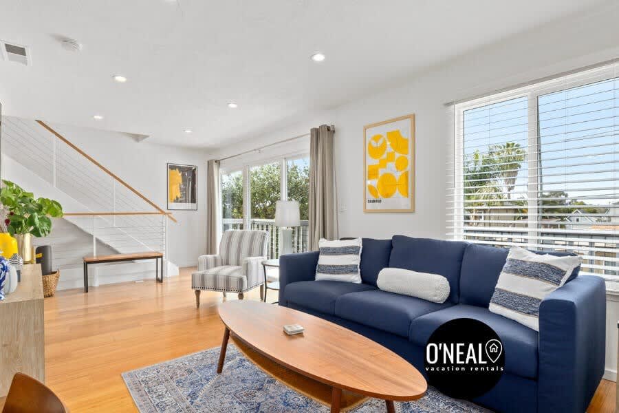 3 bedroom home - walk to Twin Lakes & Harbor! — Santa Cruz, CA — vacation rental