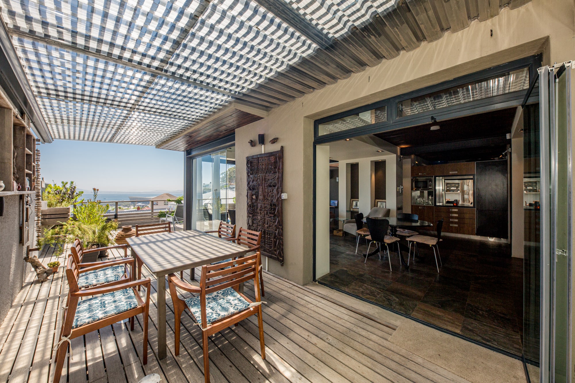 Beautiful Apartment w Deck and Stunning Views Rhine Stone 9