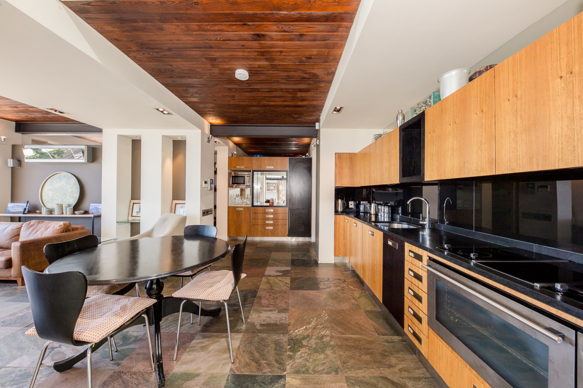Beautiful Apartment w Deck and Stunning Views Rhine Stone 8