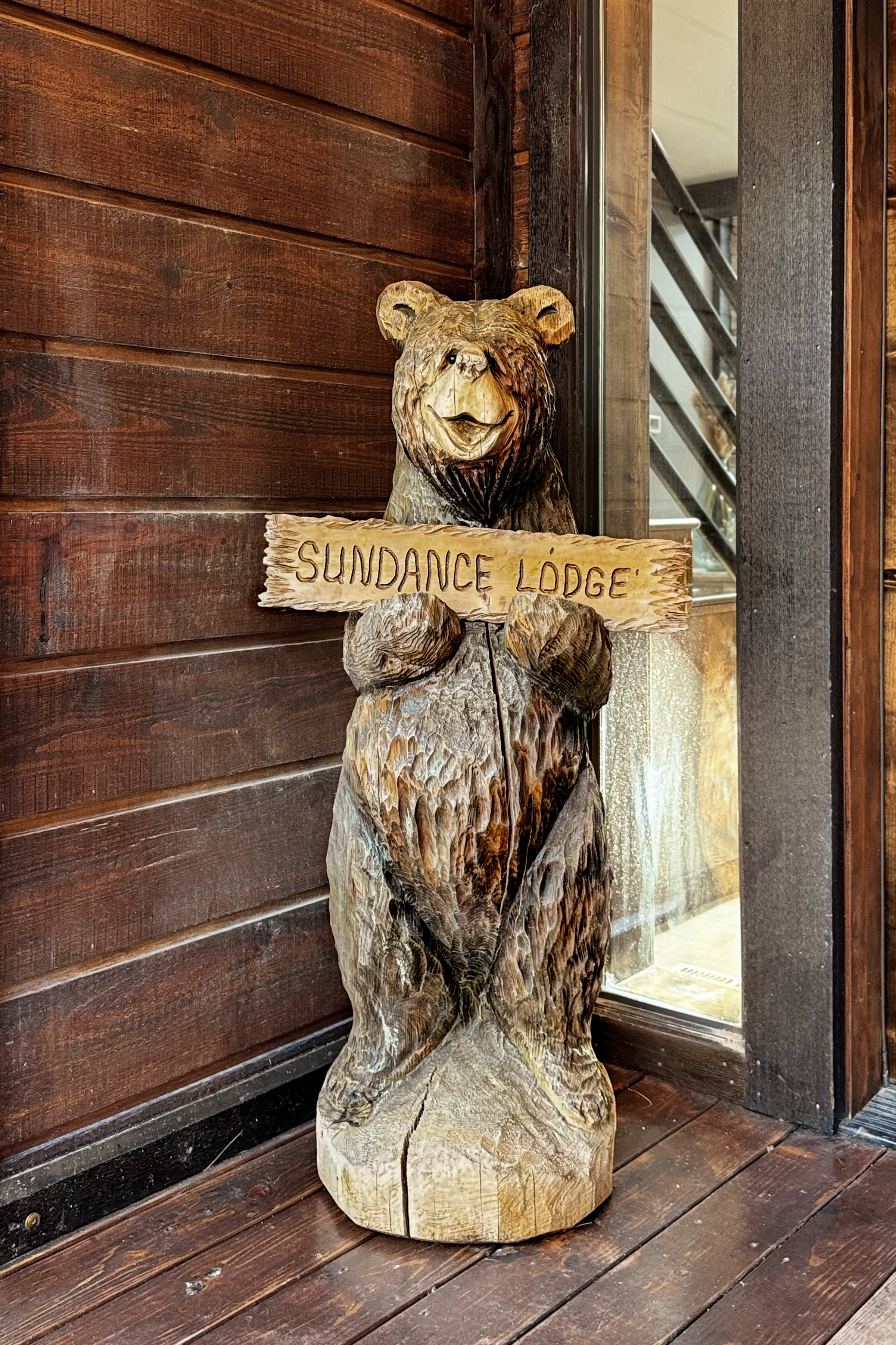 Sundance Lodge! Secluded! Hot Tub-Firepit-Playset!