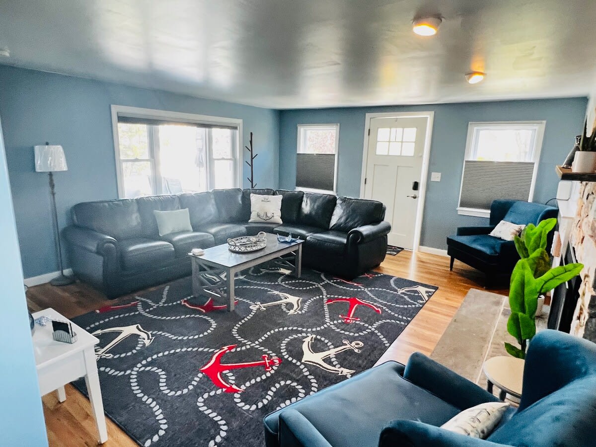 All New Beautiful Priscilla Beach House Ocean View