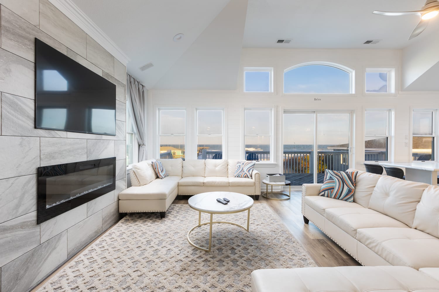 Nags Head Oceanfront, Private Beach Access & Pool — Nags Head, NC — vacation rental