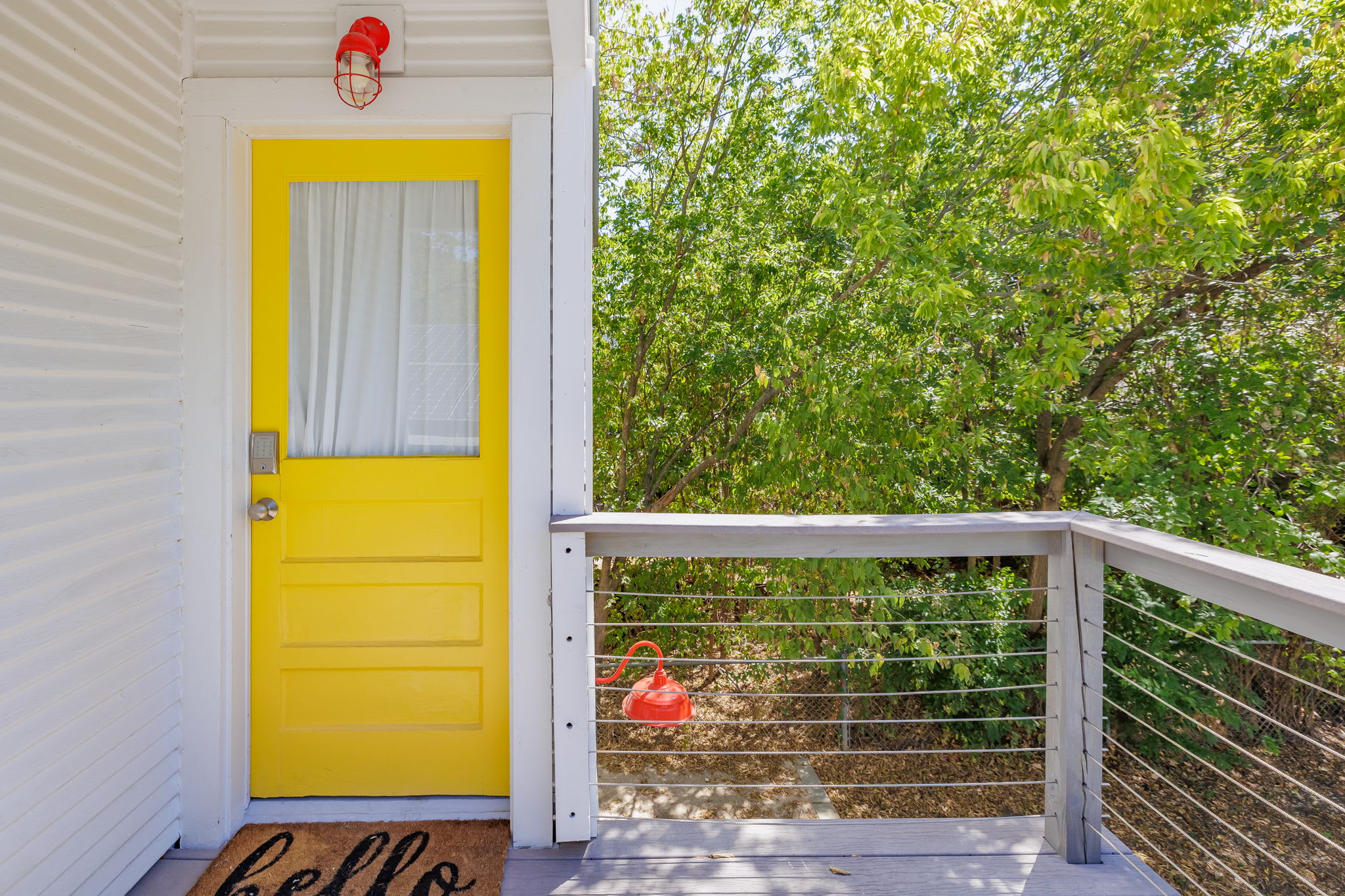 4br, Free Parking, Walk to Food | Pastel Home