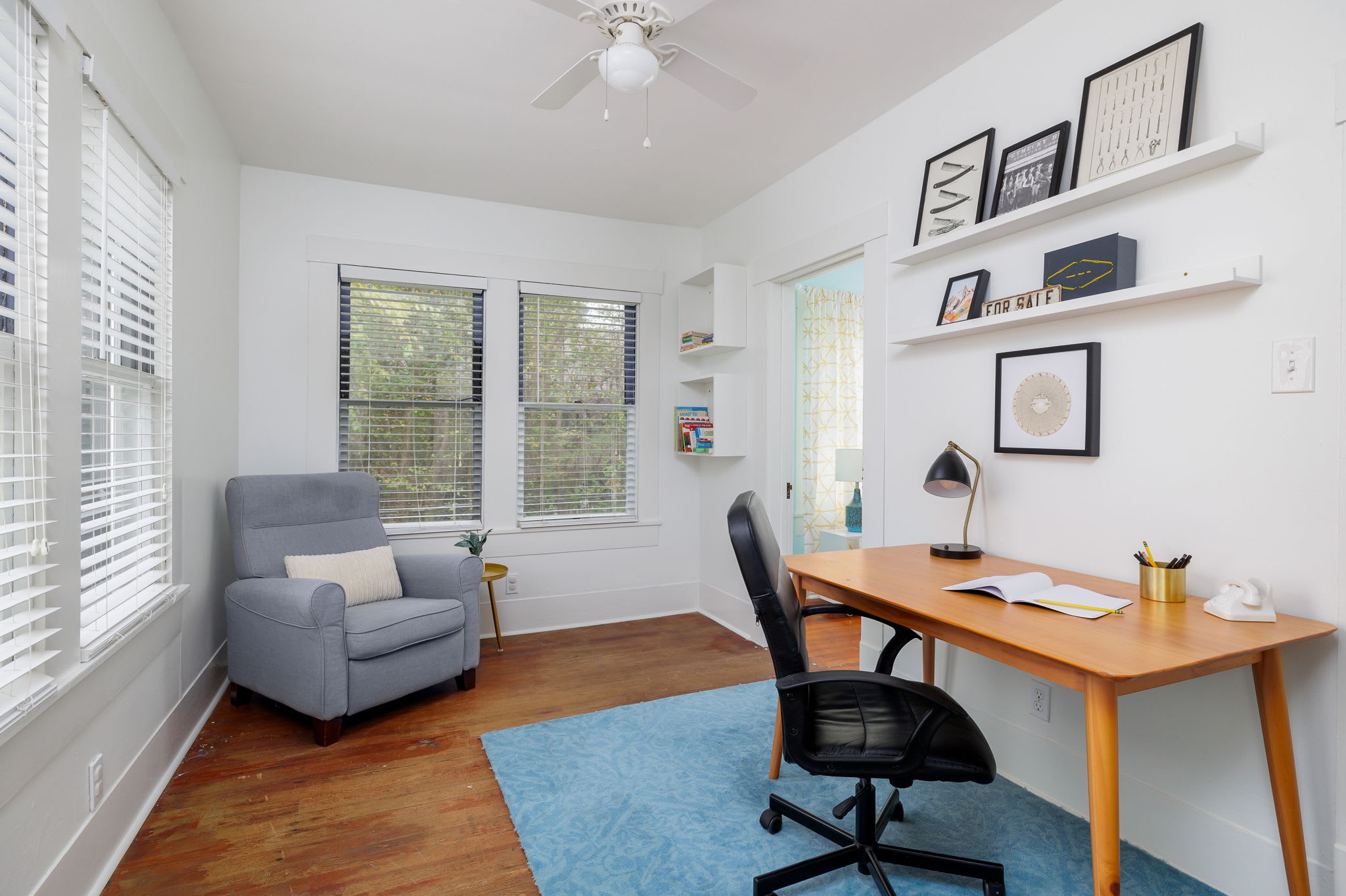 4br, Free Parking, Walk to Food | Pastel Home