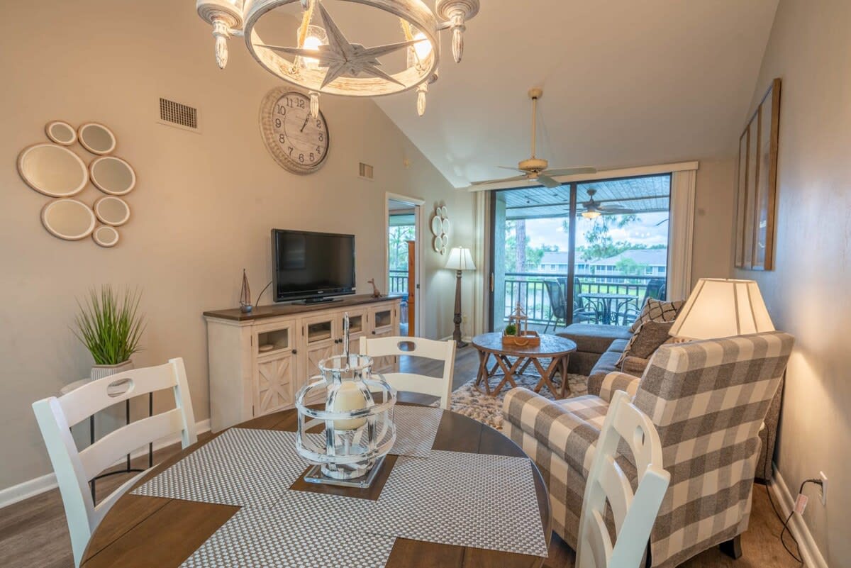 Cozy Bonita Bay Condo - Private Beach Club & Pool — Bonita Springs, FL — vacation rental