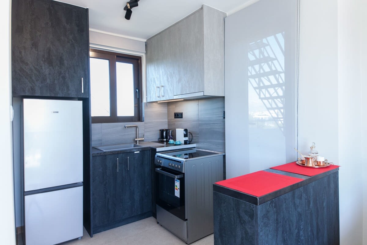 Marousi Modern Green Oasis Apt w Amazing Balcony in Athens — photo 5