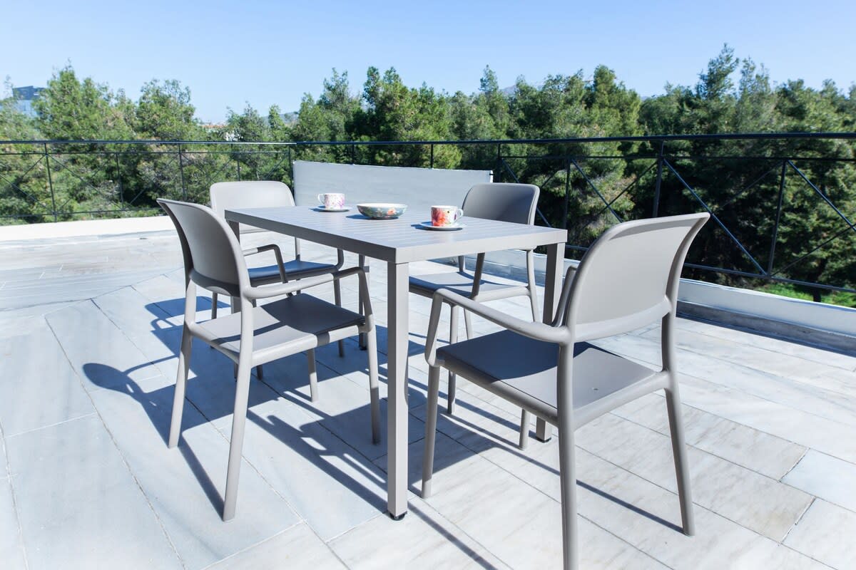 Marousi Modern Green Oasis Apt w Amazing Balcony in Athens — photo 3