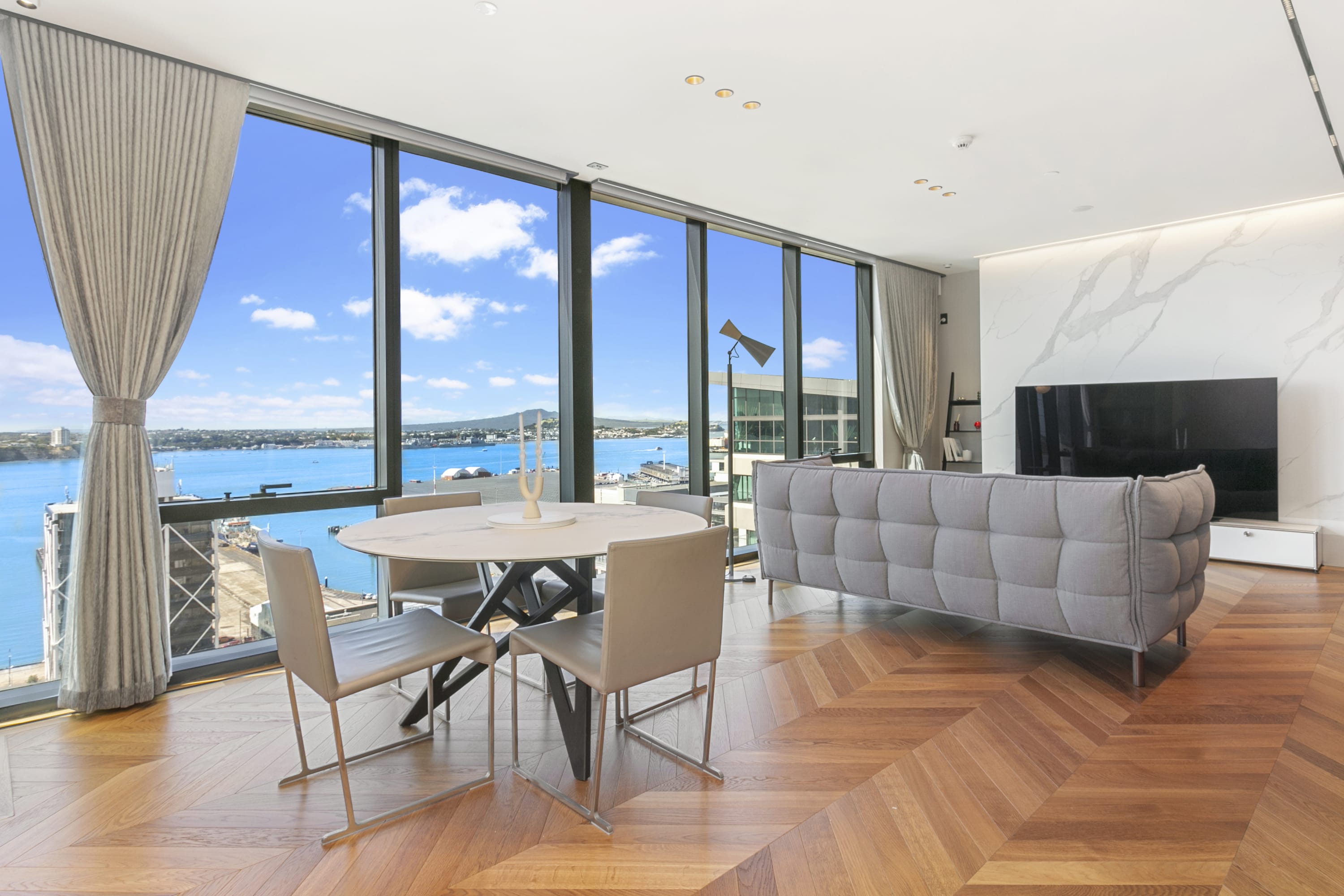Uninterrupted views from Level 19 at the Pacifica
