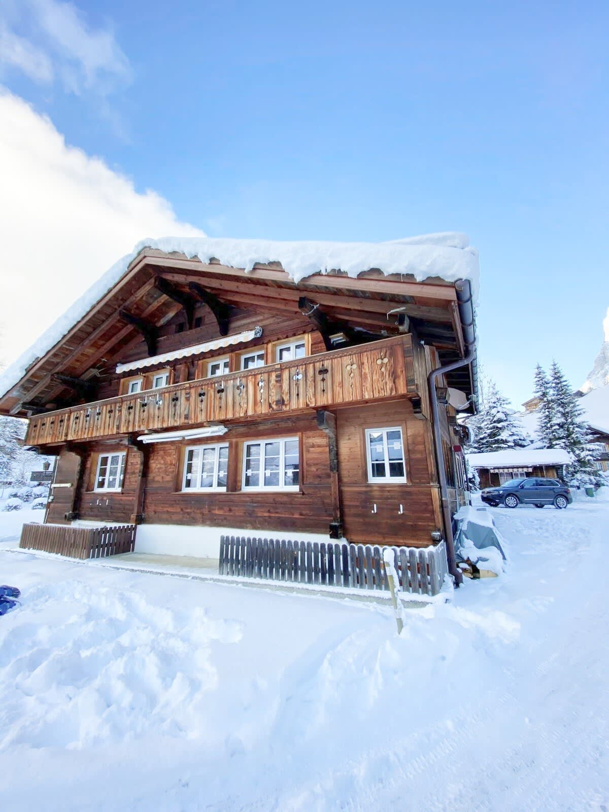 Spacious Chalet Apartment with Eiger Views — Grindelwald, Bern — vacation rental