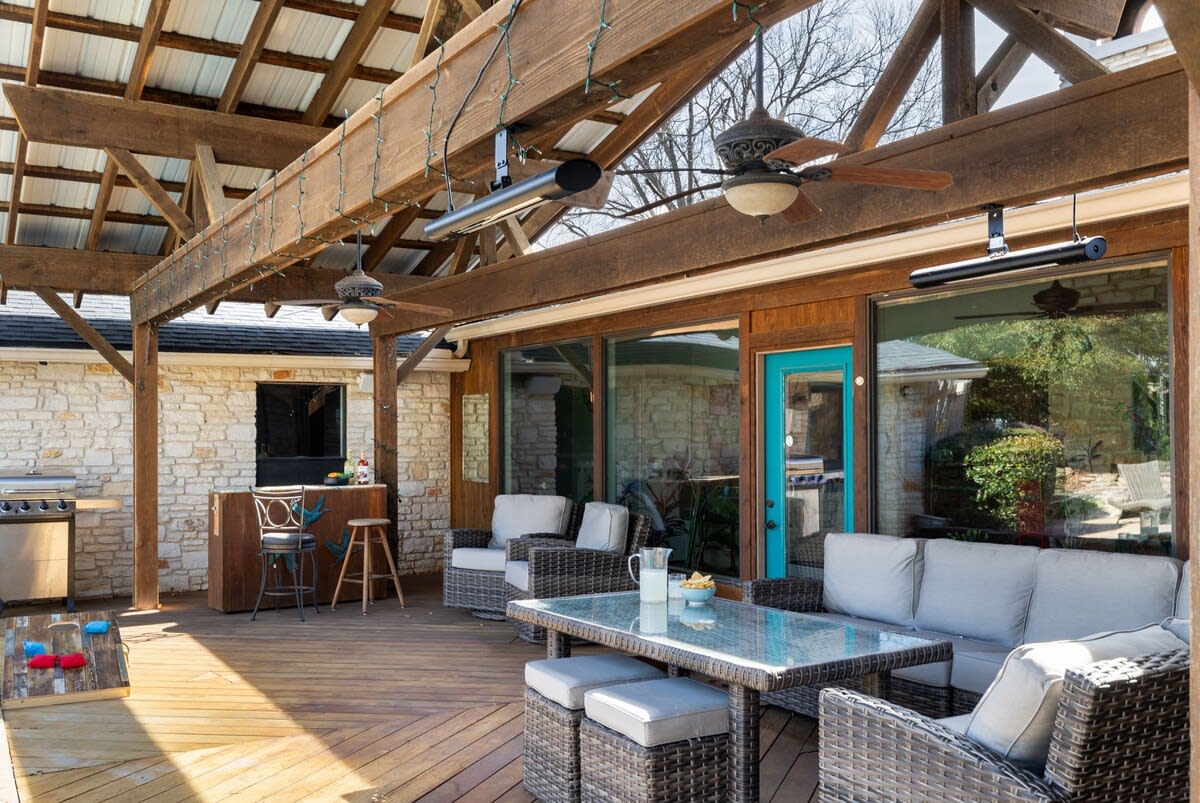 Pickleball, Pool, Garden | The Pony - Portoro