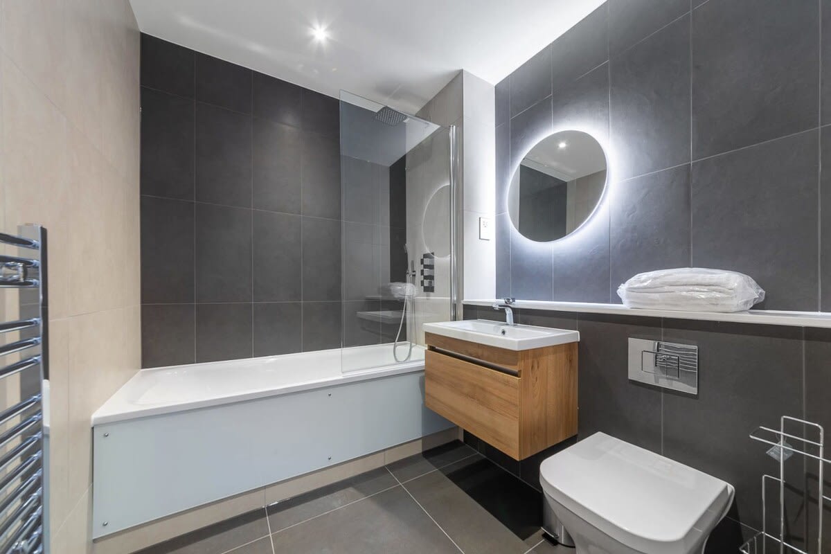 Contemporary 1 Bedroom Apartment in East Grinstead