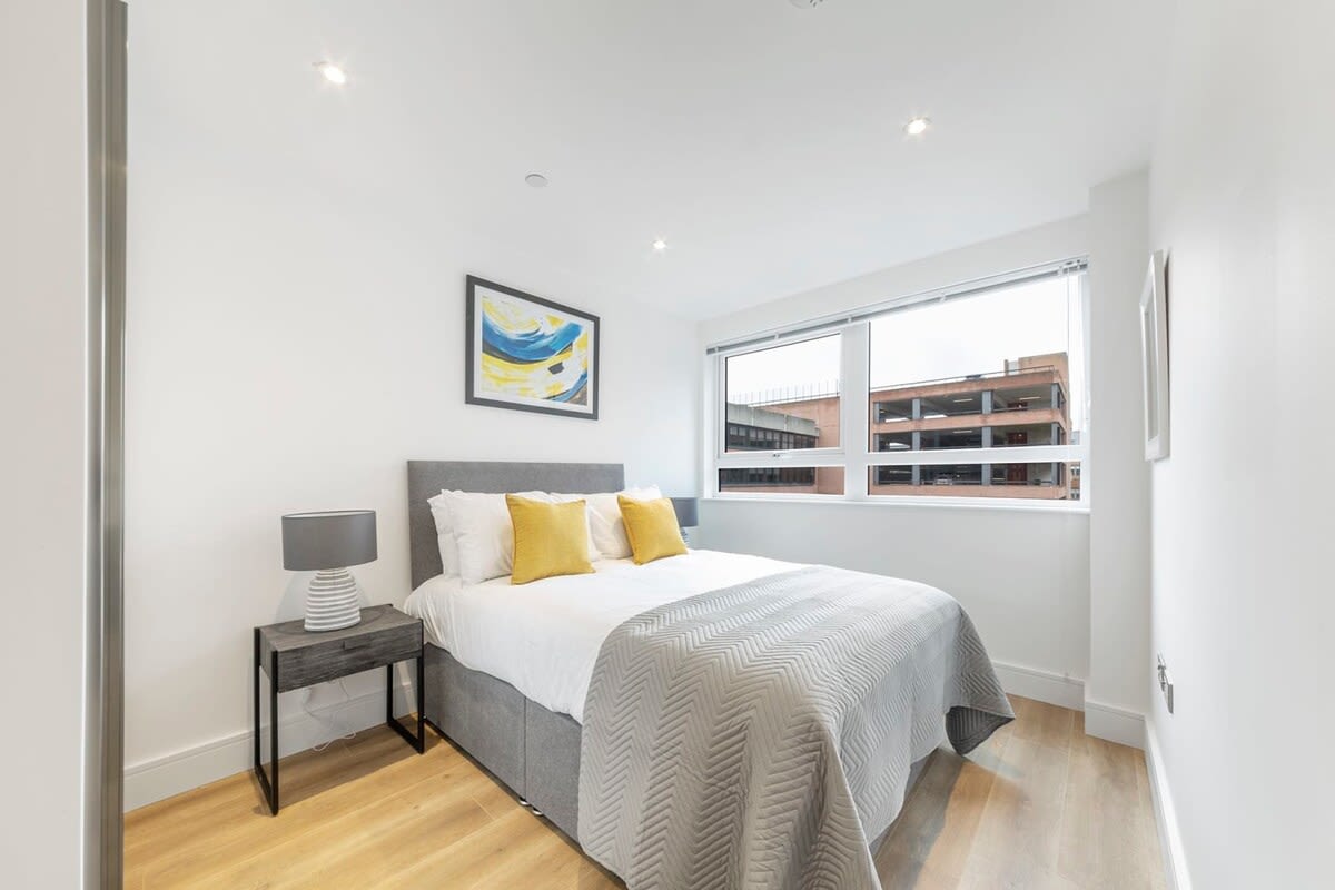 Modern Studio in Central East Grinstead
