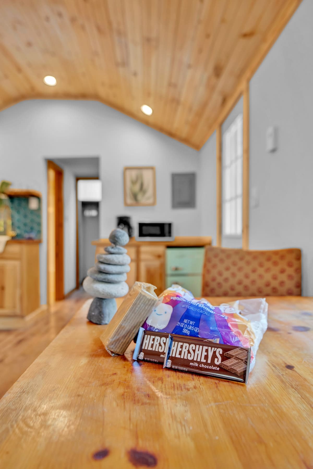 Poconos Cabin | Vaulted Pine | Firepits | Pets OK