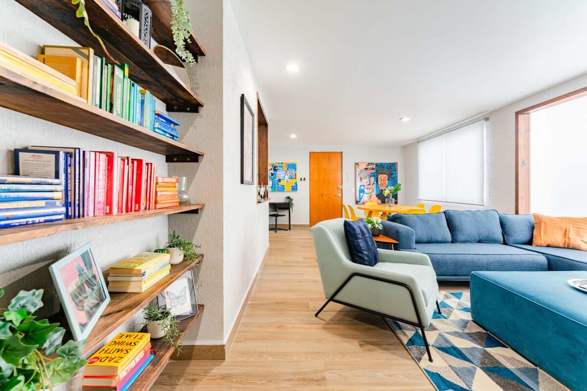 Artistic Roma Apartment Near Cafes & Parks — Ciudad de México, Ciudad de México — vacation rental