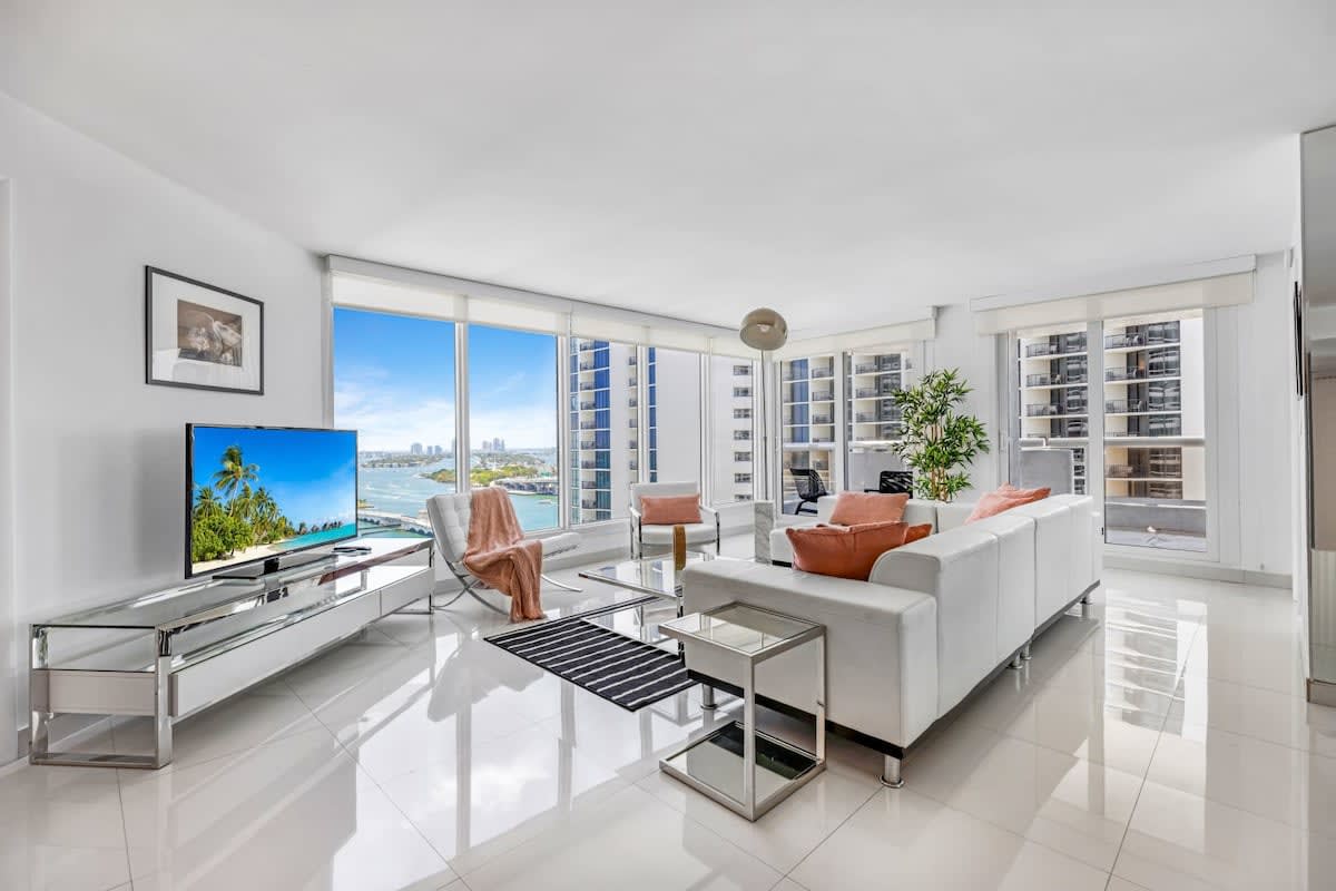 Bay View High-Rise | Private Balcony | StayCozy