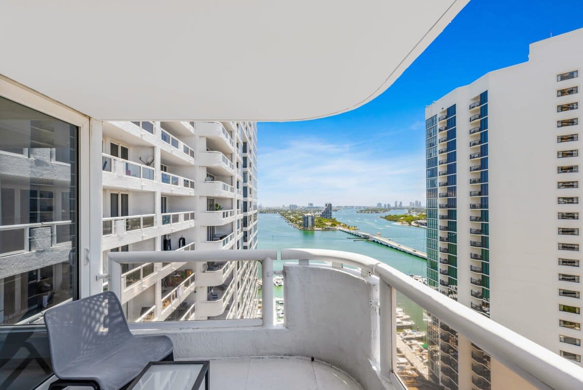 Bay View High-Rise | Private Balcony | StayCozy