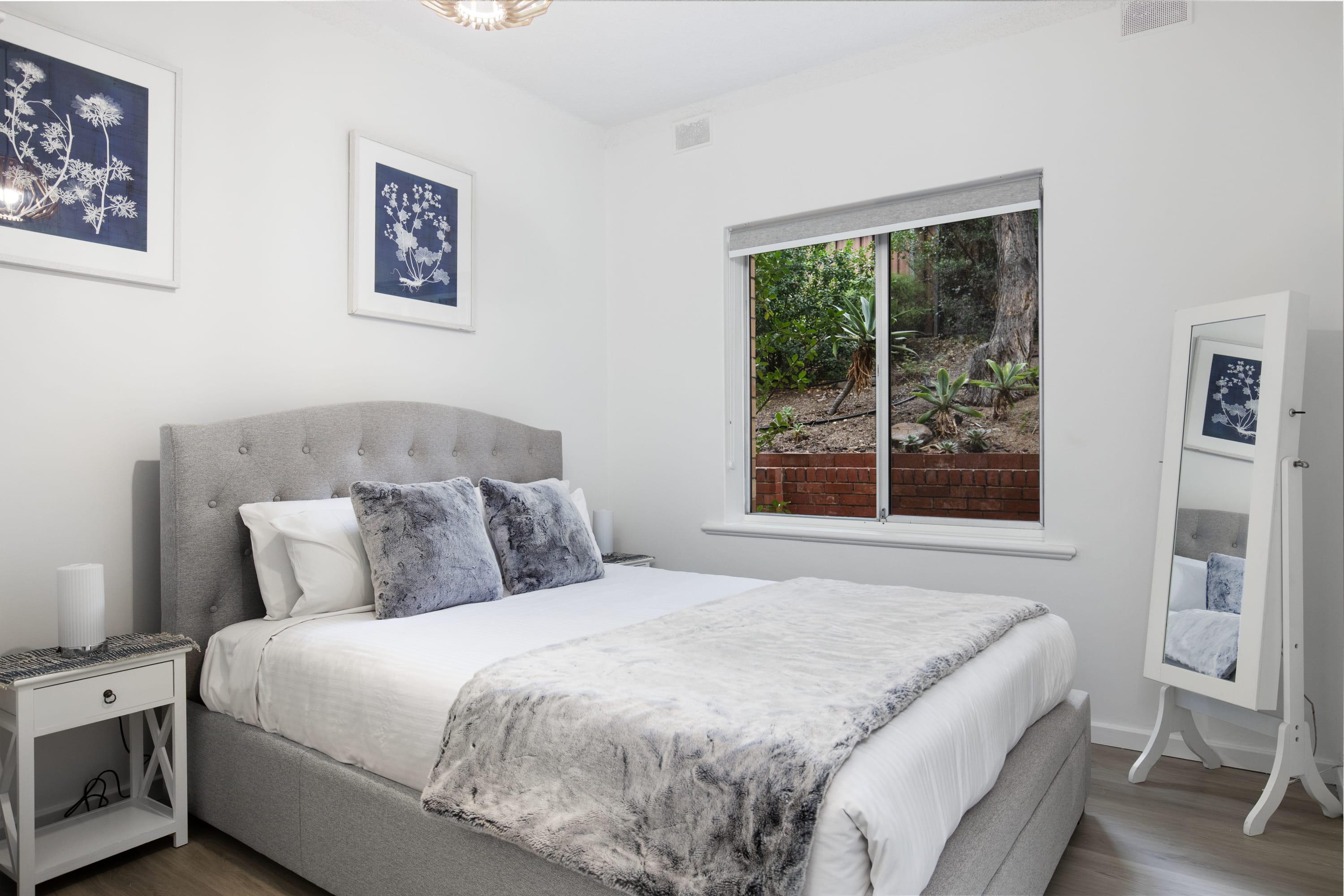 Sammy's Seaside Hideaway in Henley Beach — Henley Beach South, South Australia — vacation rental