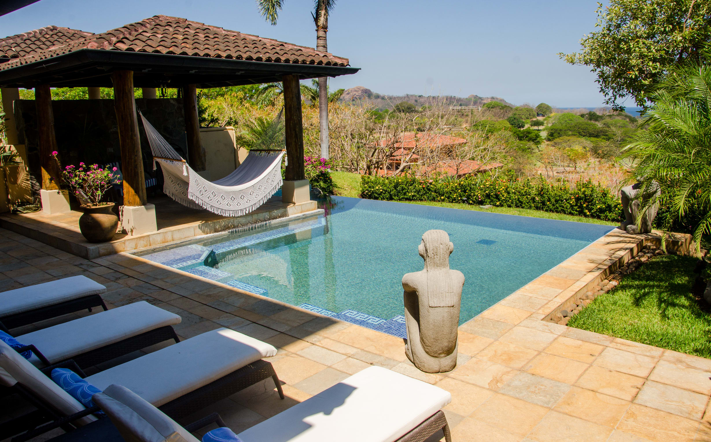 Casa Serena Luxury Retreat in Reserva Conchal 6