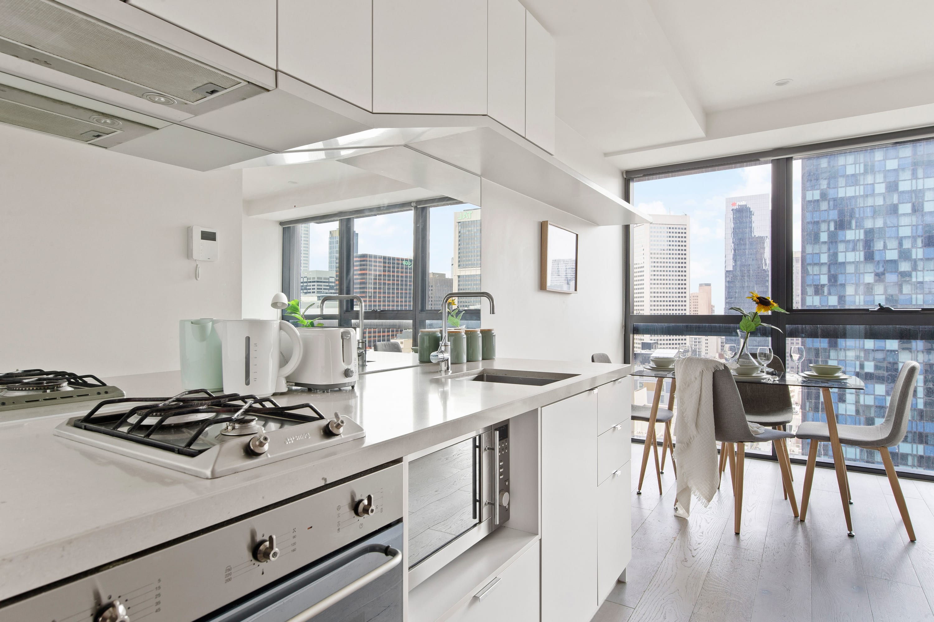 Convenient CBD Stay Near QV & Melbourne Central β Melbourne, Victoria β vacation rental