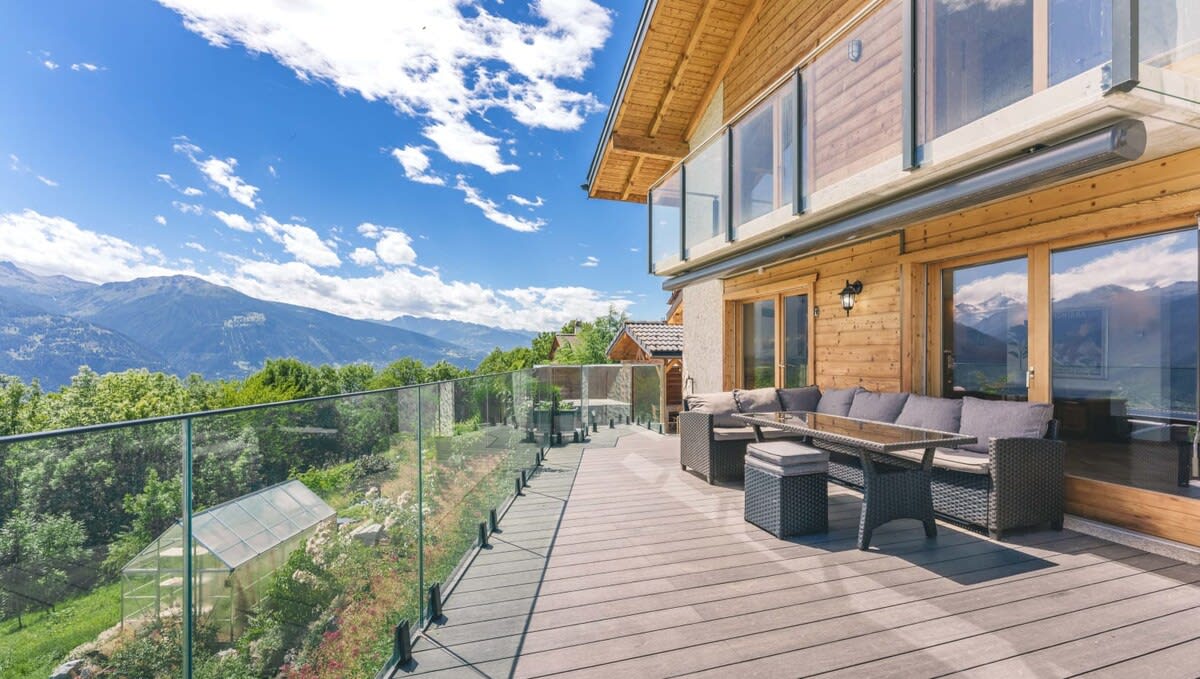 Alpine Chalet: Hot Tub, Game Room and Terrace — Crans-Montana, Valais — vacation rental