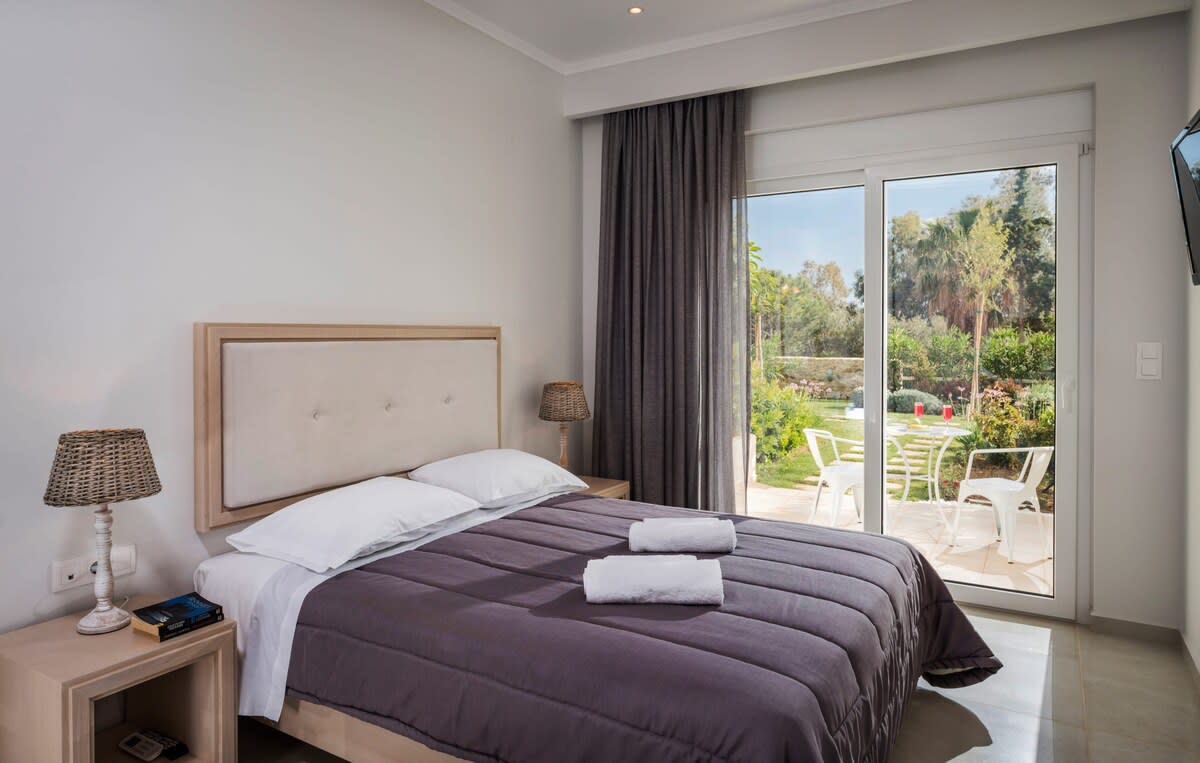 Mear Double Luxury - Cretan Garden Hideaway β Gialos, Paliochora β vacation rental