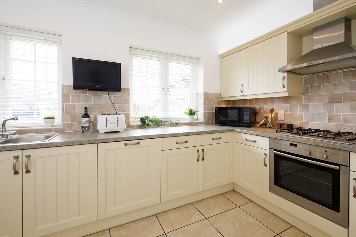 Spacious kitchen, with plenty of room to cook up a storm.