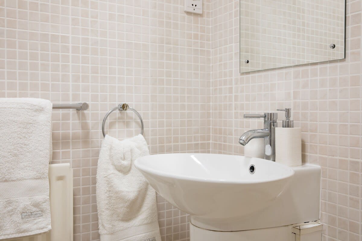 Towels and toiletries are provided for guests in all three bathrooms