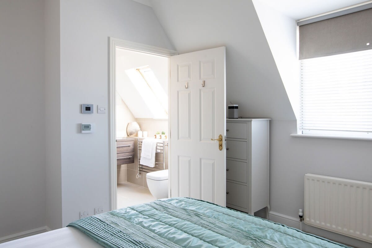 This room has the luxury of an ensuite.