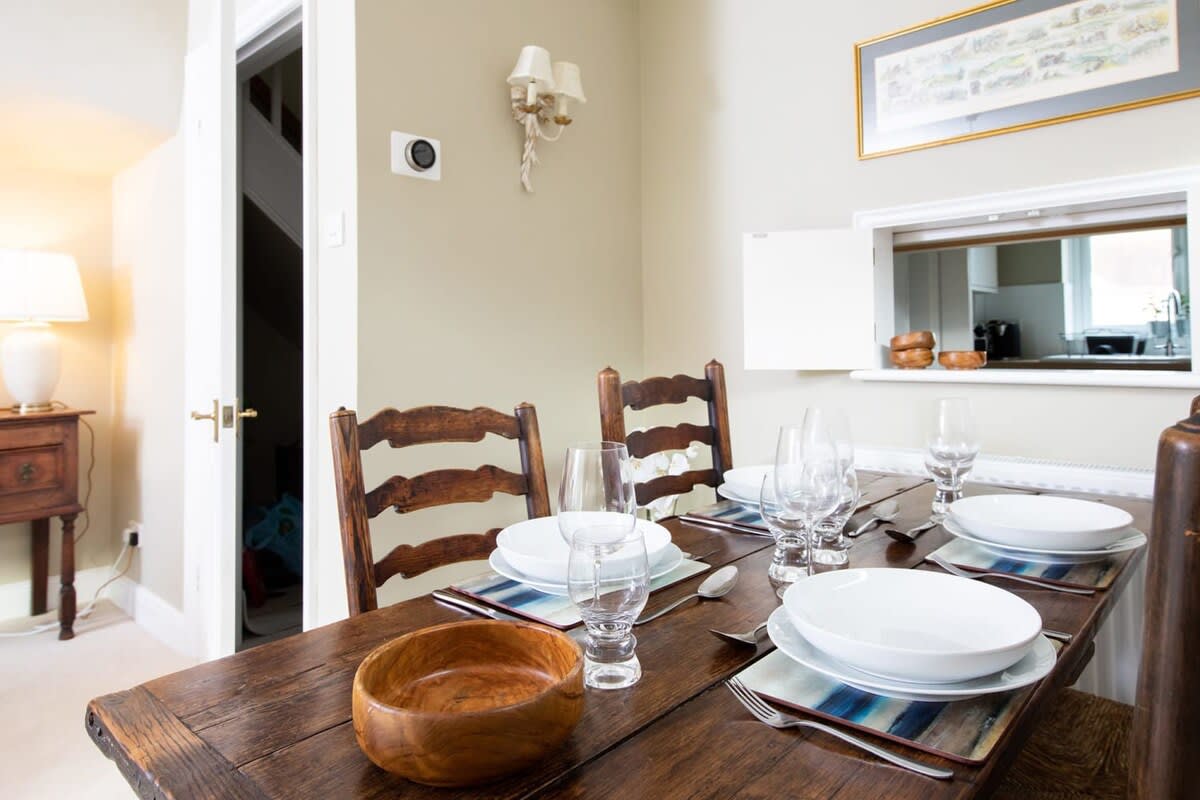 Enjoy cooking meals and eat together in the evenings.