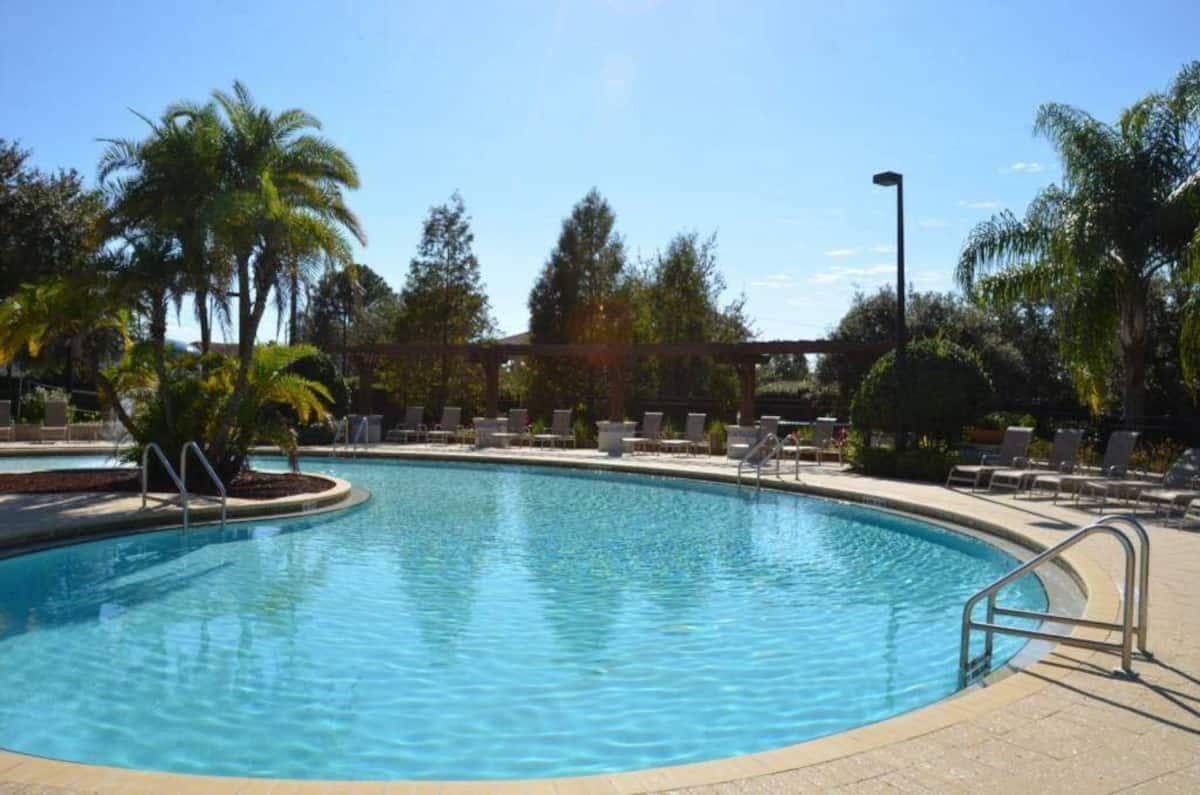 Resort-Style Townhouse Steps from Disney & Pool (5372) — Kissimmee, FL — vacation rental