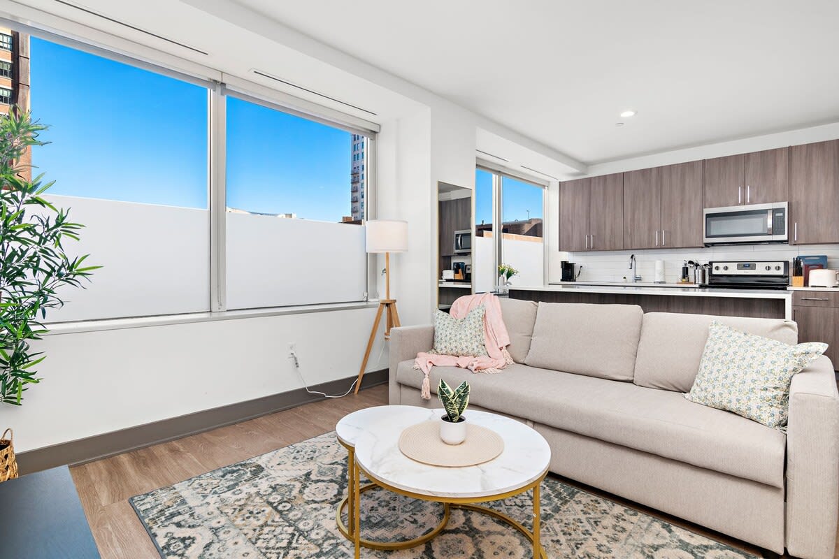 Luxe 1B • Pool/Gym/Fast WiFi • Heart of DT — Kansas City, MO — vacation rental