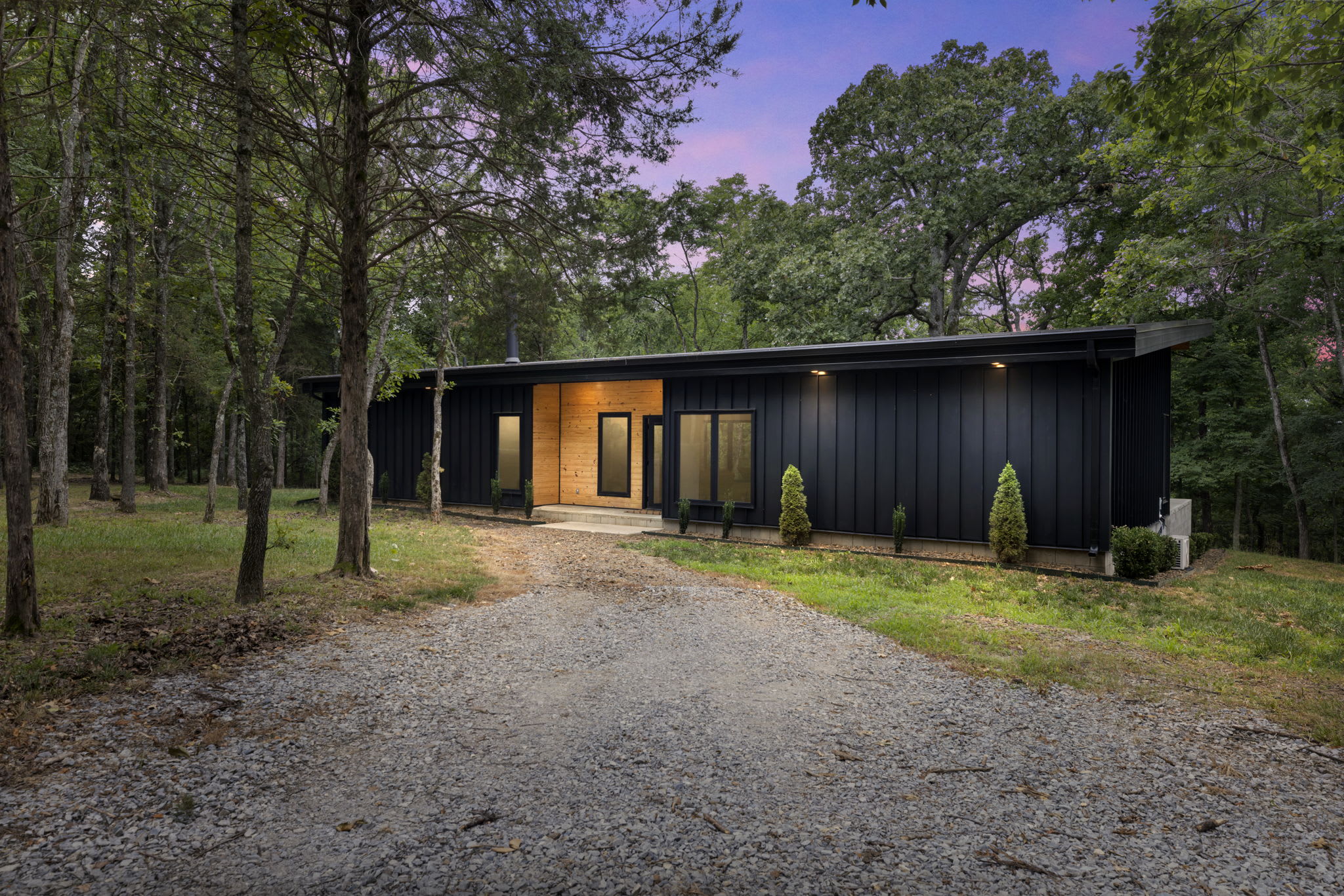 The Evergreen- A Private Luxury White River Cabin — Elkins, AR — vacation rental