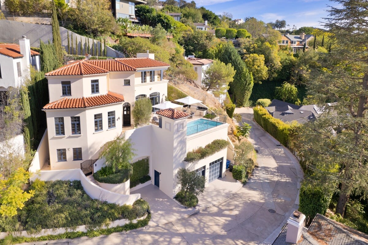 Chateau Beverly Hills by Stay Awhile Villas — Beverly Hills, CA — vacation rental