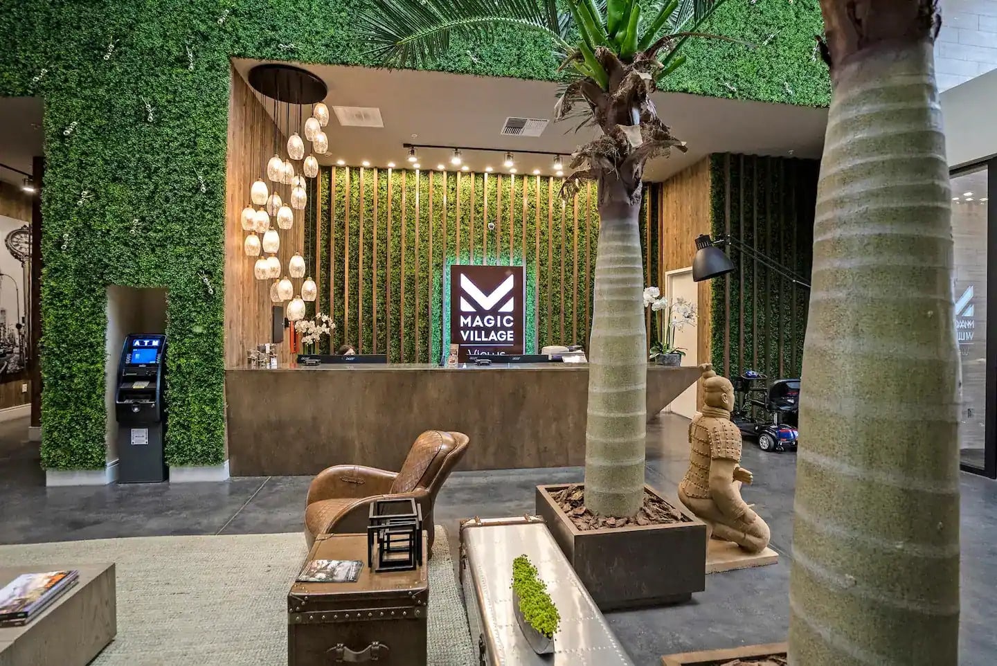 4 BR Home w/ Resort Amenities + 3 MI to Disney