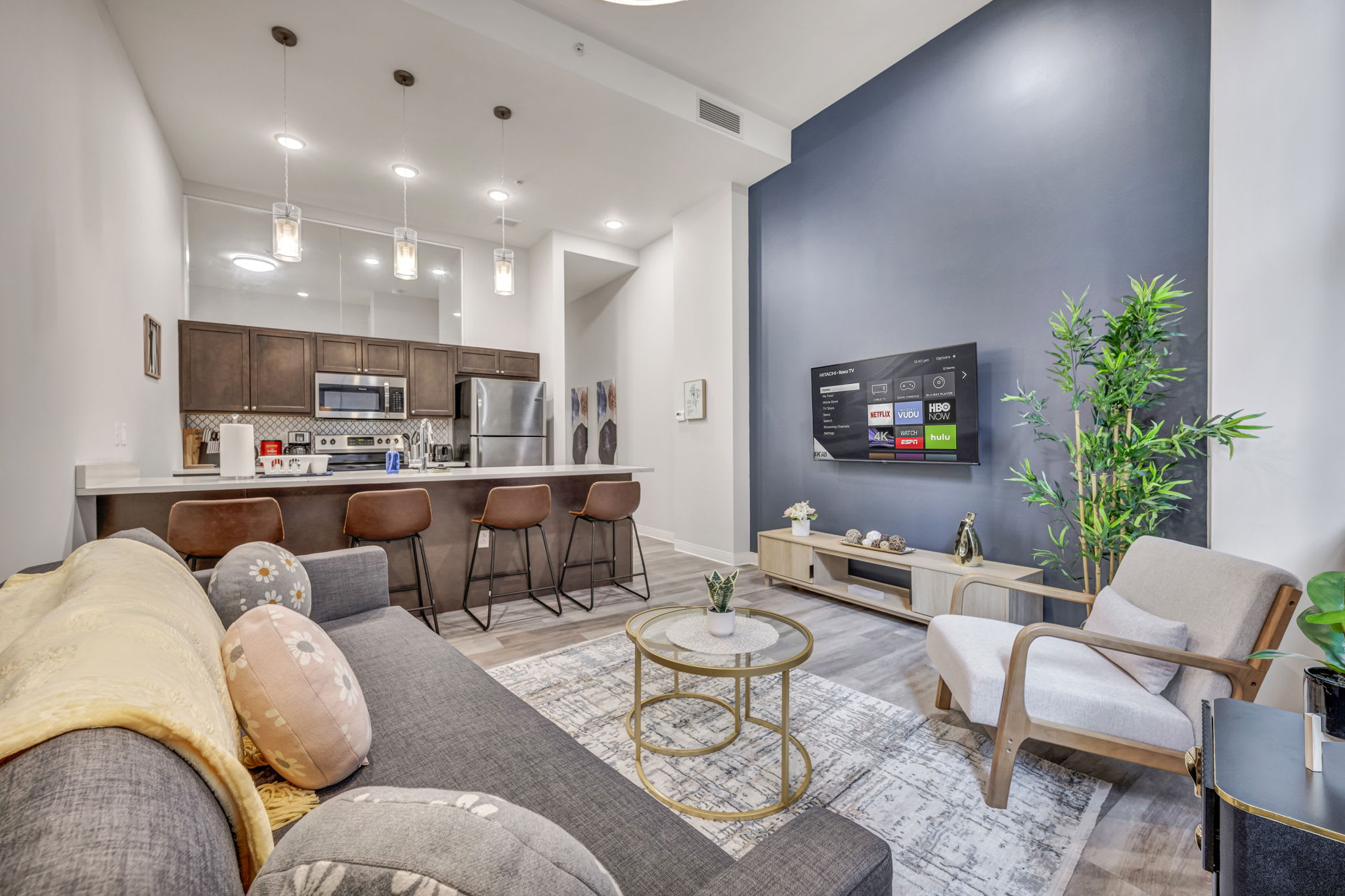 Luxe 1B in Heart of Downtown • Pool & Spa • Gym — Cleveland, OH — vacation rental