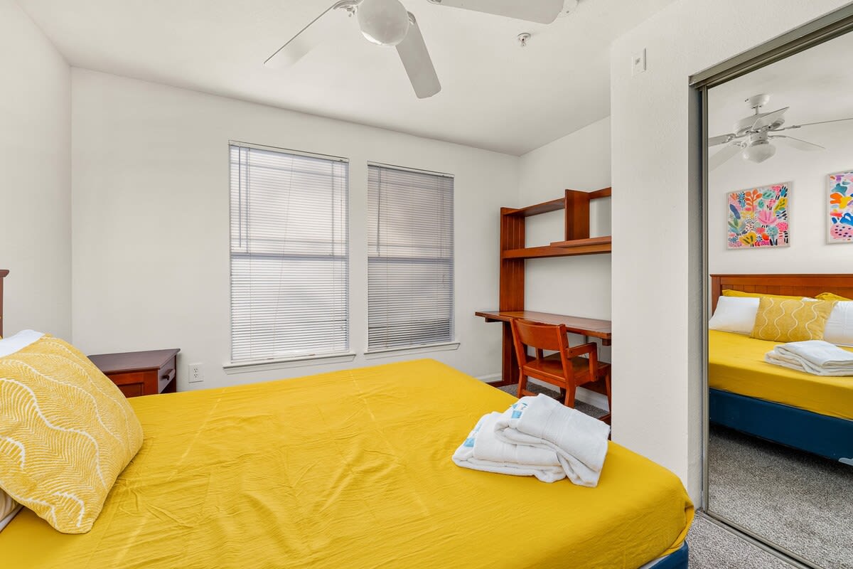 2 MI to USF + Free Pool + GYM