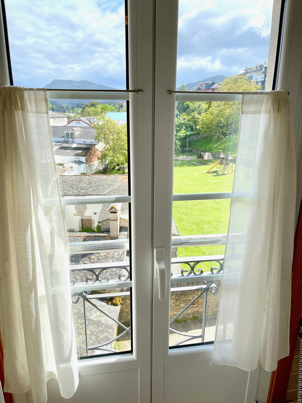 View 10