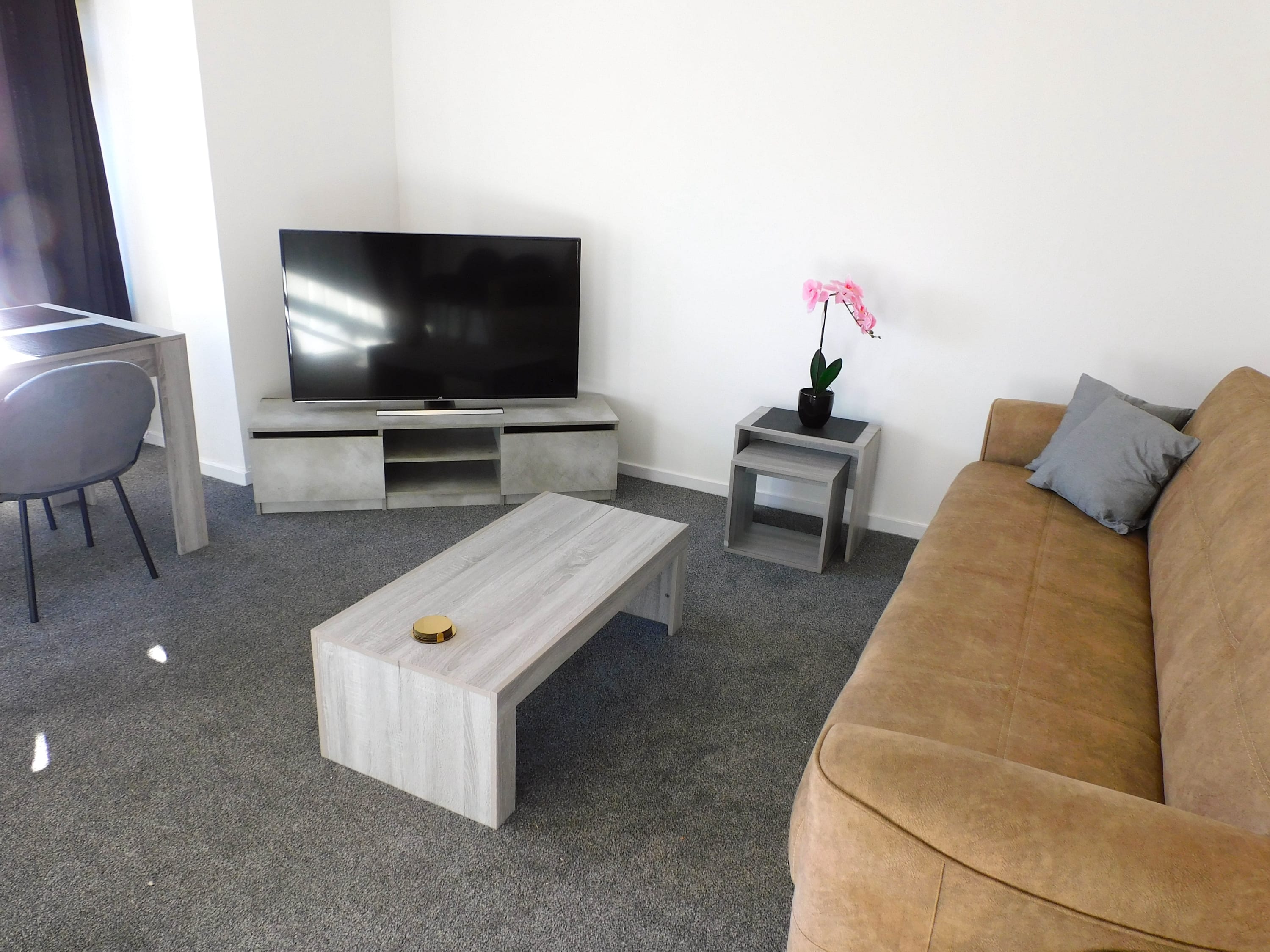 New & delightful 3 bed house in East Kilbride- 54