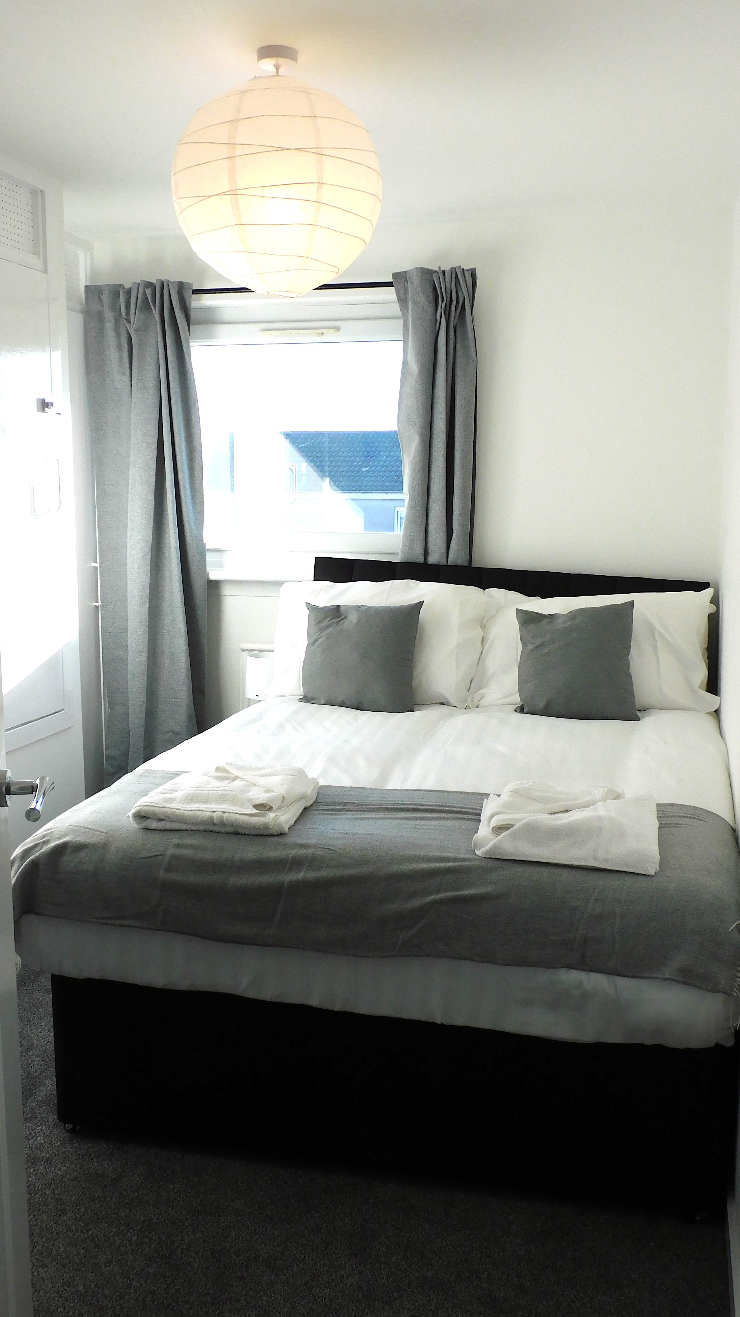 New & delightful 3 bed house in East Kilbride- 54
