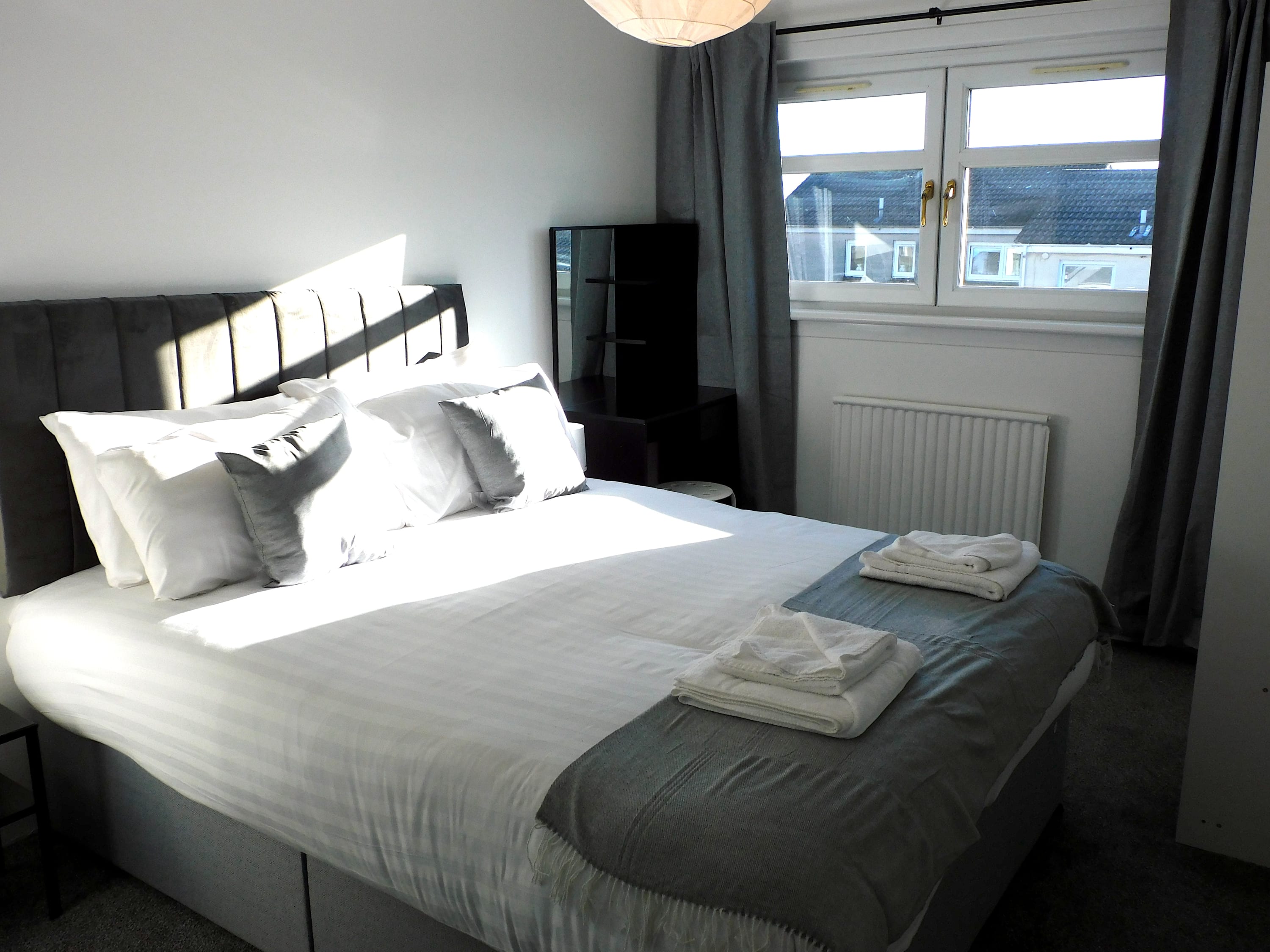 New & delightful 3 bed house in East Kilbride- 54