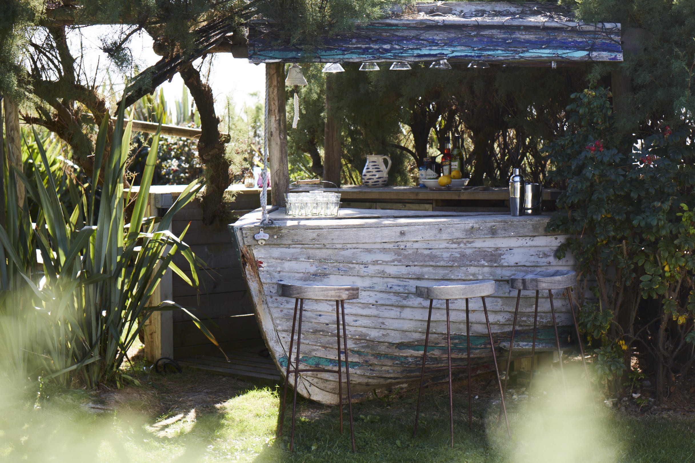 Your own beachside bar awaits!