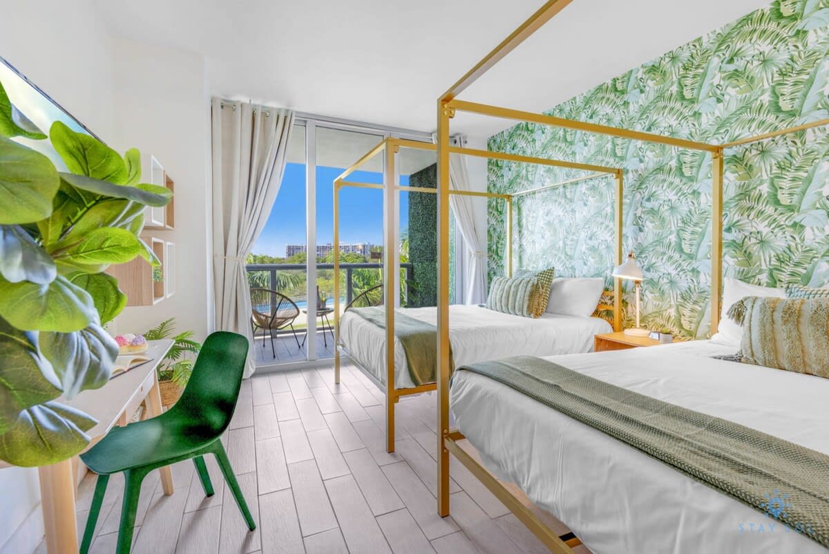 Tropical Apartment –Balcony |Resort:Pool+ Gym