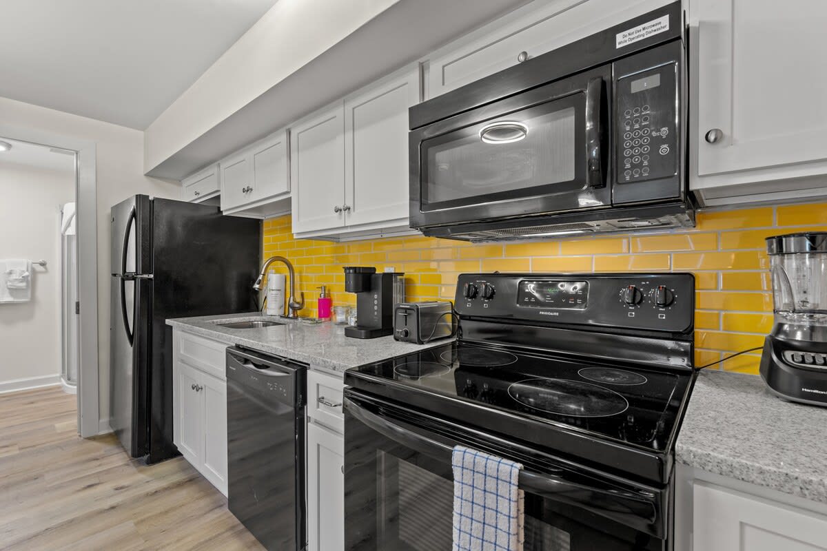 Listing image 6