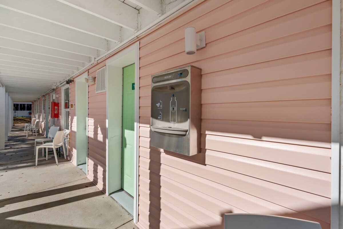 Listing image 16