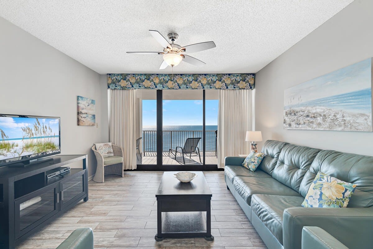 Windward Pointe 804- Sleeps 10, Beachfront, Resort amenities — Orange Beach, AL — vacation rental