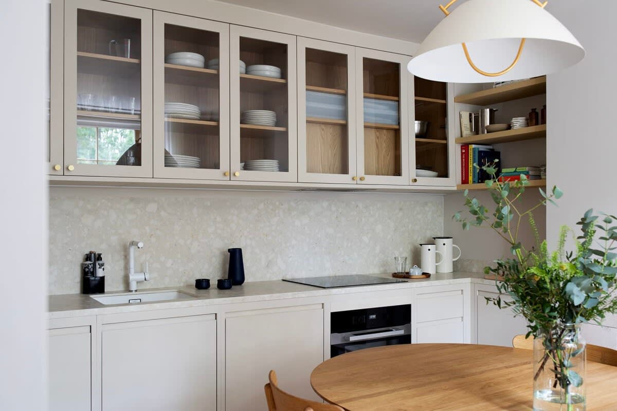 Beautiful 2 Bedroom Canal Home, Little Venice in Blomfield Road 75 W9 1AB - Property image 5 - VivreStays
